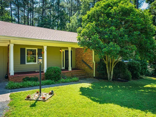 1511 Hatch Rd, Chapel Hill, NC 27516