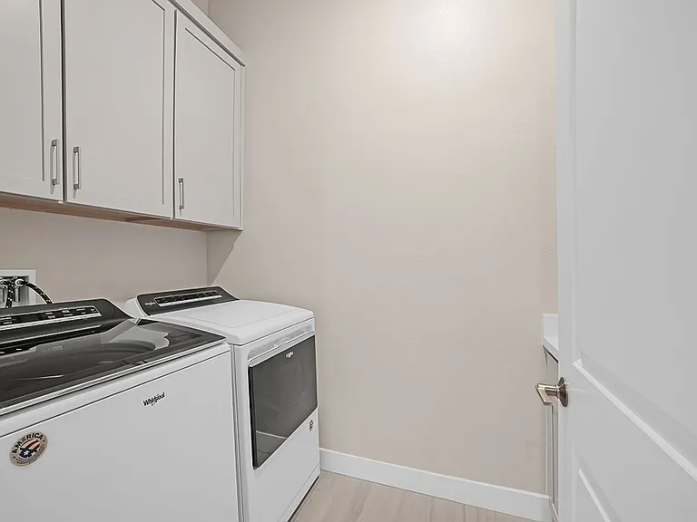 369 Portus Delphini Ct — Photo 23