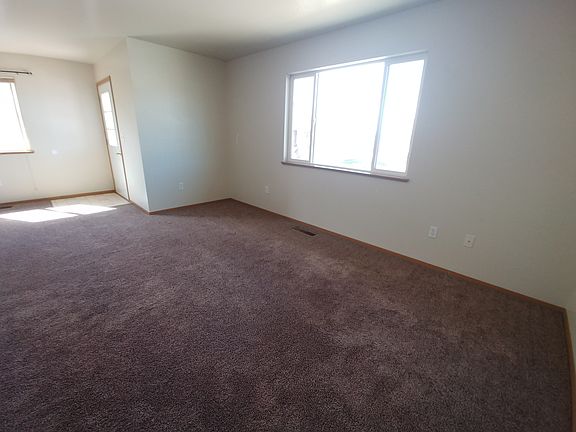4th image of 7037 Freedom Ct APT B