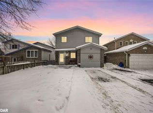 50 Melinda Cres, Barrie, ON L4N5G6