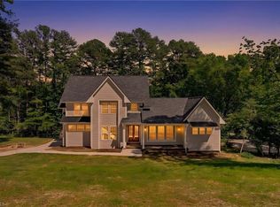2592 Fox Ridge Rd, Asheboro, NC 27205