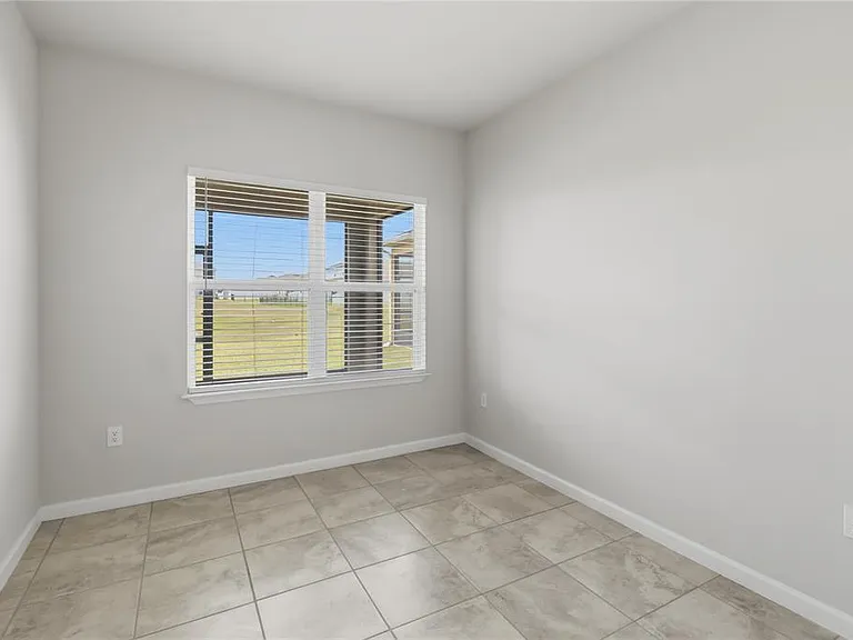 5581 Vigo Loop — Photo 14