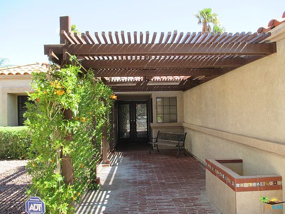 2nd image of 1476 E Luna Way