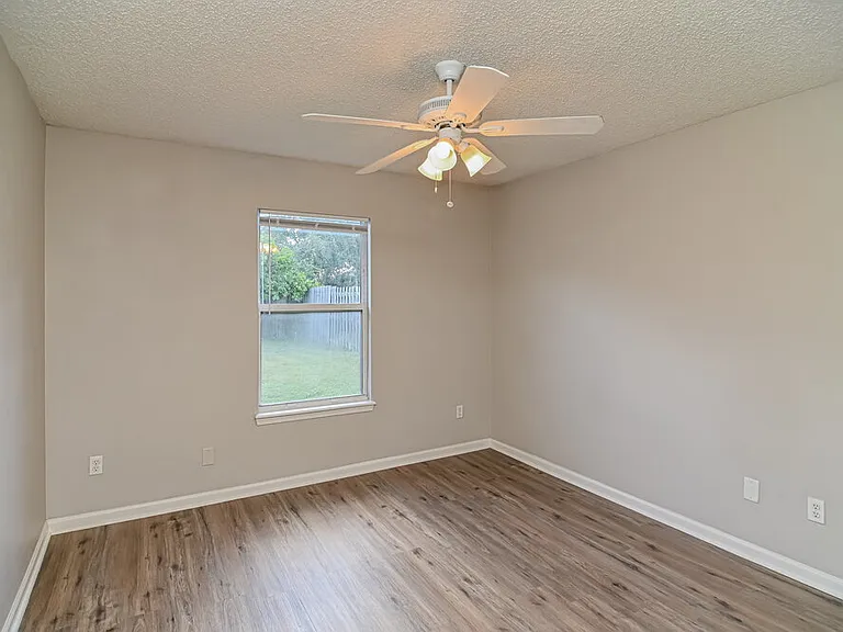 3518 Brangus Ct — Photo 13
