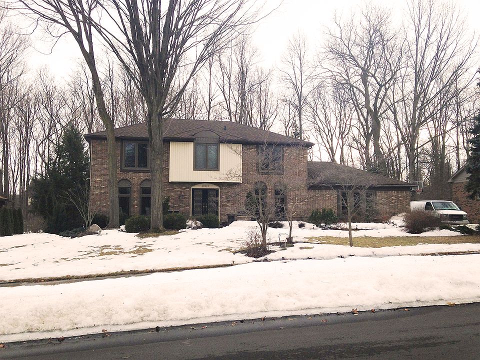 1st image of 48873 W Hillcrest Ct