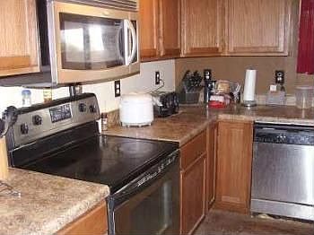 2nd image of 41066 N Vine Ave