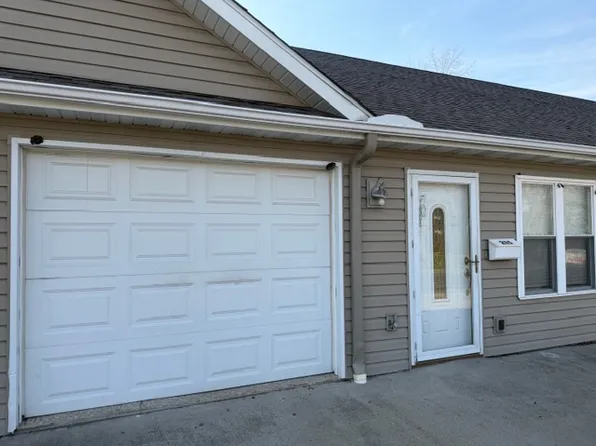 211-217 S Madison St, Staunton, IL 62088