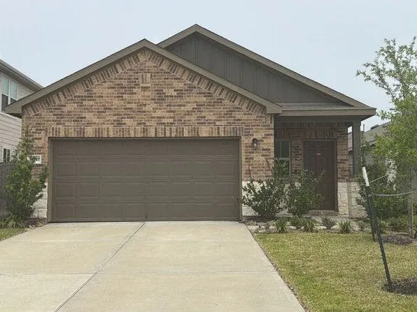 16737 Oak Bough Dr, Conroe, TX 77302