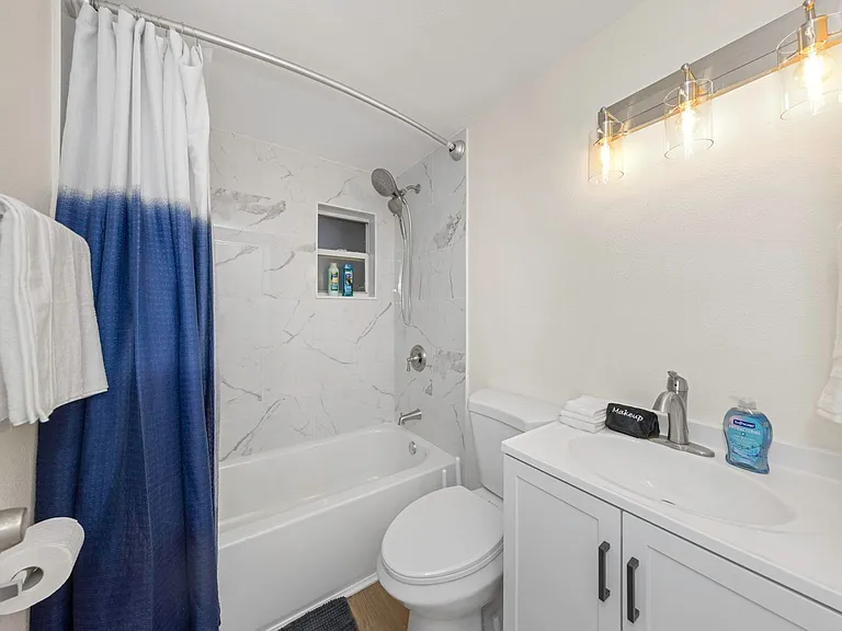 416 Skinner Blvd — Photo 39