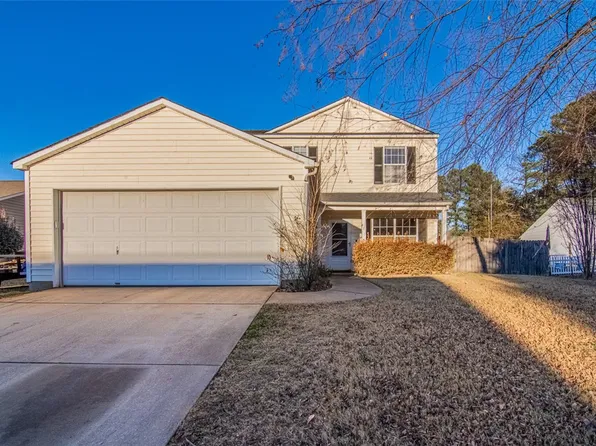 403 Tripmont Ct, Simpsonville, SC 29680