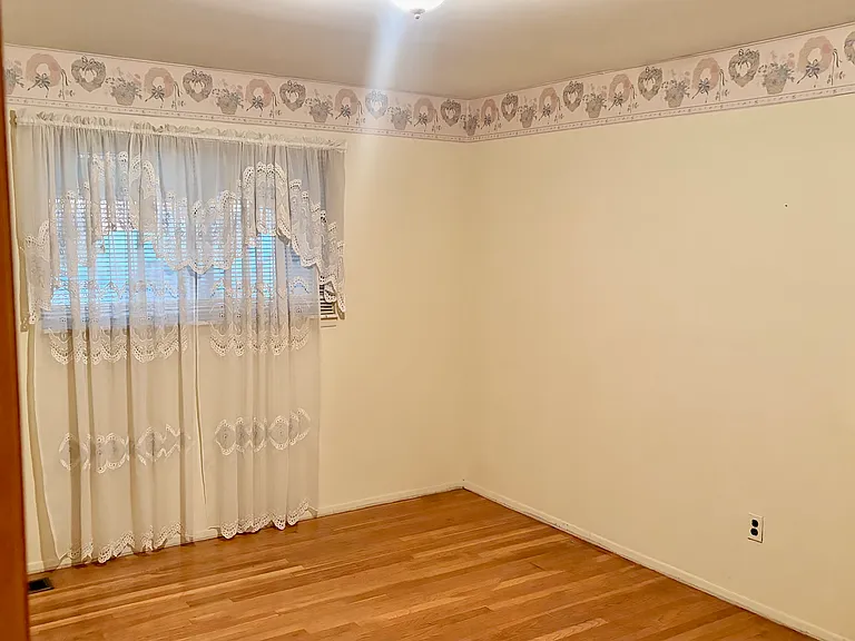 34552 Hawke Dr — Photo 10