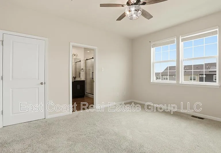 5123 Ironsides Dr — Photo 26
