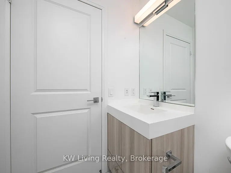 251 Jarvis St #921 — Photo 19