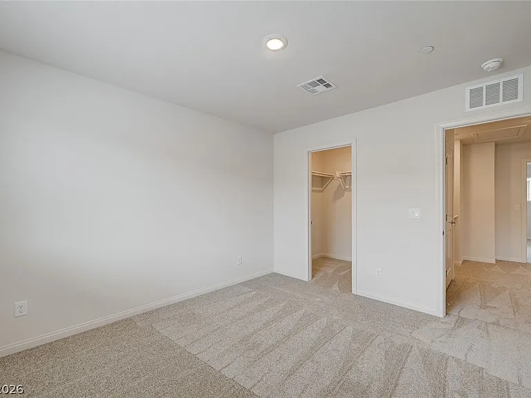 3026 Baltic Green St — Photo 9