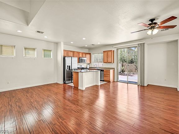 2nd image of 5412 Tinker Toy Ave