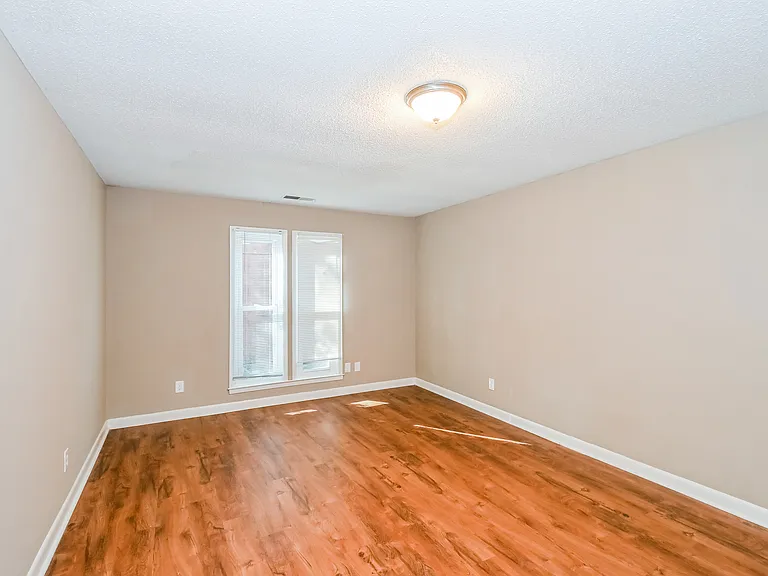 3806 Innsbrook Dr — Photo 9