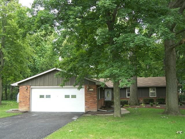 2nd image of 621 Bristol Dr