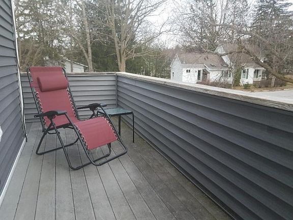 3rd image of 1320 Pine St