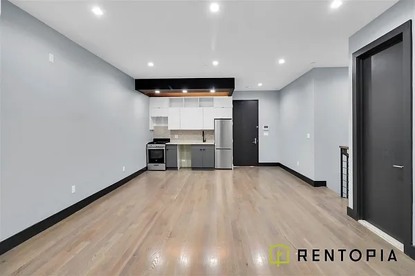 Rented by Rentopia | media 9