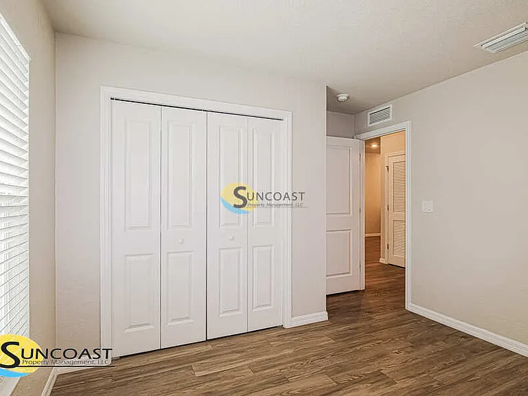 27169 Washington St — Photo 8