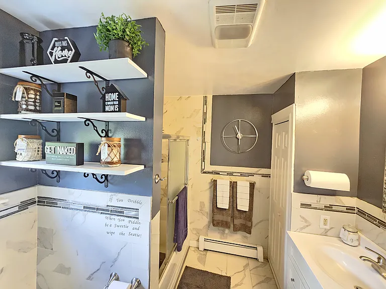 28 Cedar St #1 — Photo 12