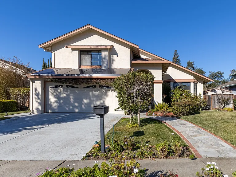 651 Fontes Dr — Photo 1