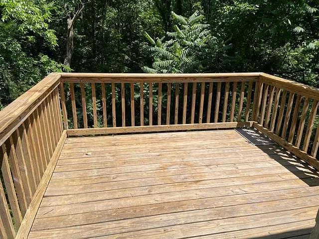 3 bed, 1050 sqft, $1,595 — Photo 3