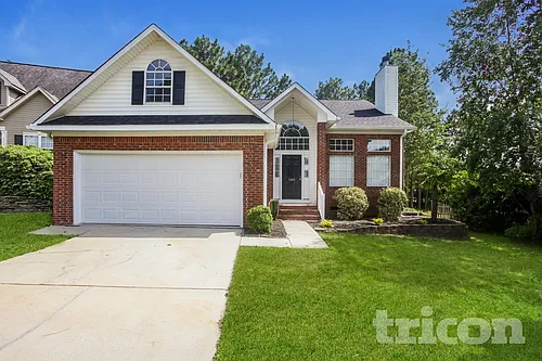 1105 Glendevon Cir Photo 1