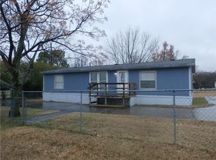 1412 Sheri Ln S, Azle, TX 76020