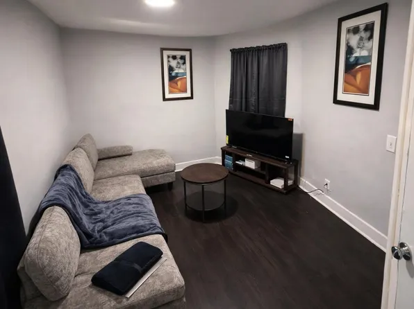 818 Broad St Unit 2, Elyria, OH 44035