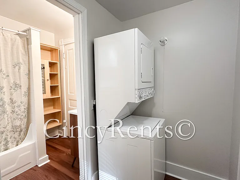 2715 Arbor Ave #1 — Photo 15