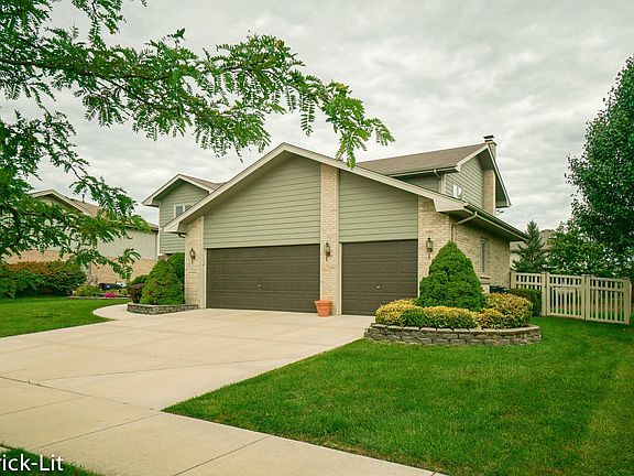 2nd image of 7858 Lakeside Dr