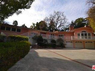 17030 Rancho St, Encino, CA 91316