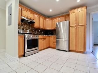 67-14 73rd Pl #1DUPLEX, Middle Village, NY 11379