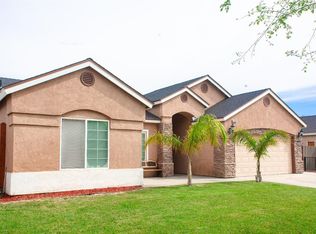 1436 Persimmon St, Lemoore, CA 93245