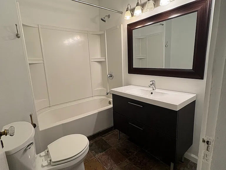 771 Ann St — Photo 14