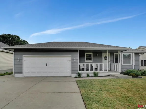 5008 NW Cuming St, Lincoln, NE 68521
