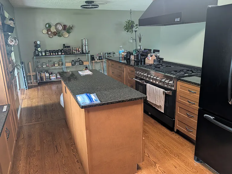45545 Camelot Ct — Photo 5