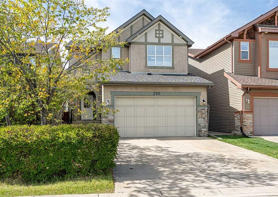 1st image of 295 E Aspen Hills Close SW