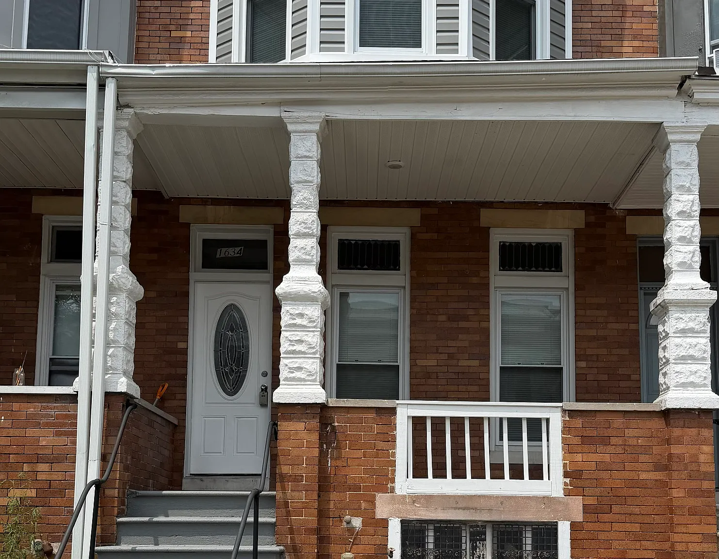 1634 Ruxton Avenue - 1 — Photo 1