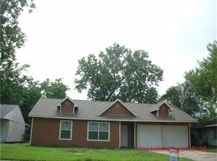 1104 Fresa Rd, Pasadena, TX 77502