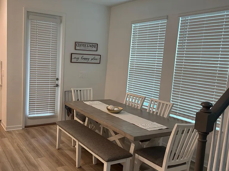 Goldfinch Dr — Photo 5