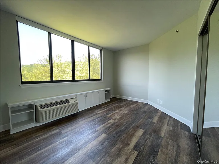 50 E Hartsdale Ave #2H — Photo 12