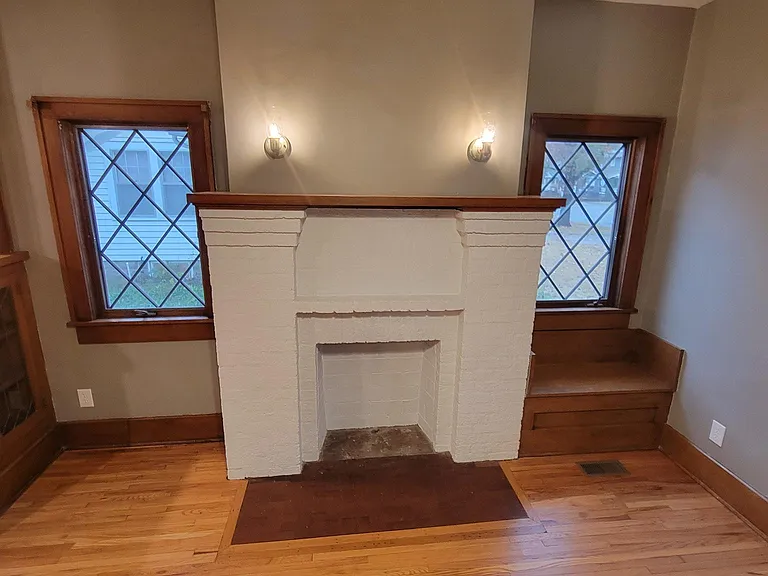 1047 N Coolidge Ave — Photo 8
