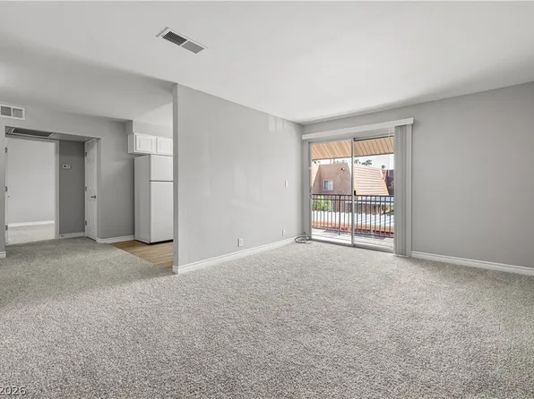 5061 River Glen Dr Unit 80, Las Vegas, NV 89103