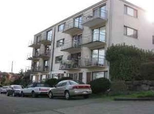 2357 W Plymouth St APT 4, Seattle, WA 98199