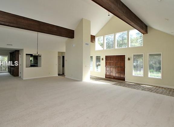 4th image of 8 Heritage Ct