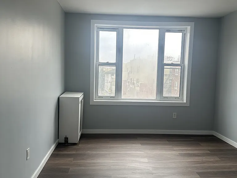 154 Radford St #4C — Photo 5