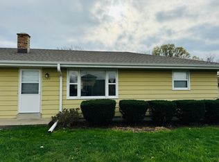 1201 W Sunset Dr #1203, Waukesha, WI 53189