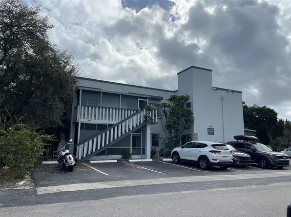 2646 Polk Street #8, Hollywood, FL 33020